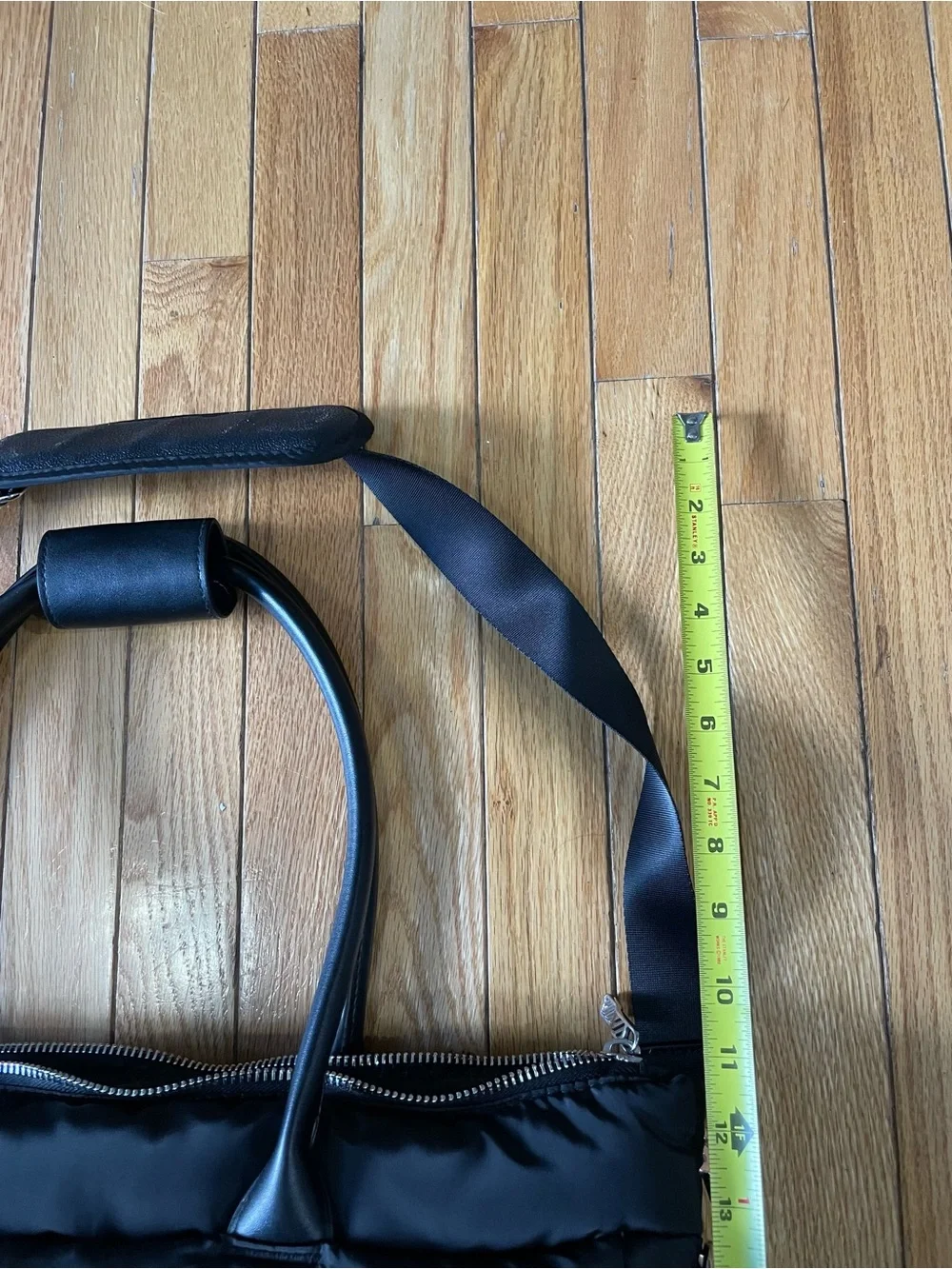 N/A spacious black